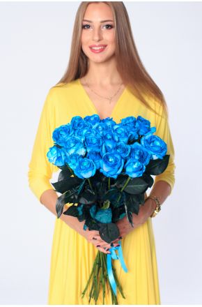 25 голубых роз